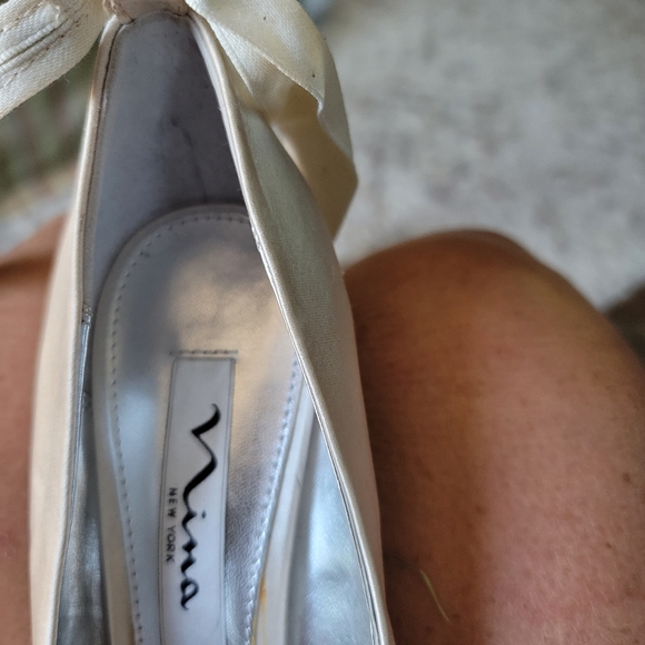 Nina size 7M satin white, wedge with rhinestone ties wedge open toe shoes - Picture 9 of 10